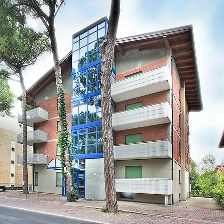 Elena Lignano Sabbiadoro