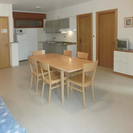 Apartment Elena
